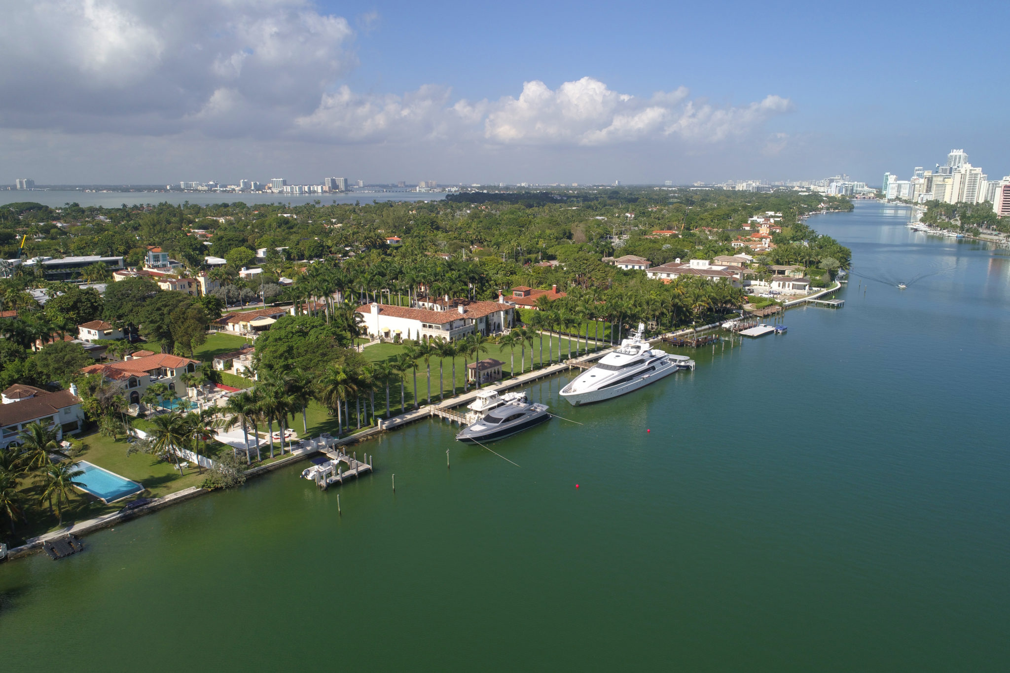 Miami Beach Waterfront Neighborhoods - Pobiak